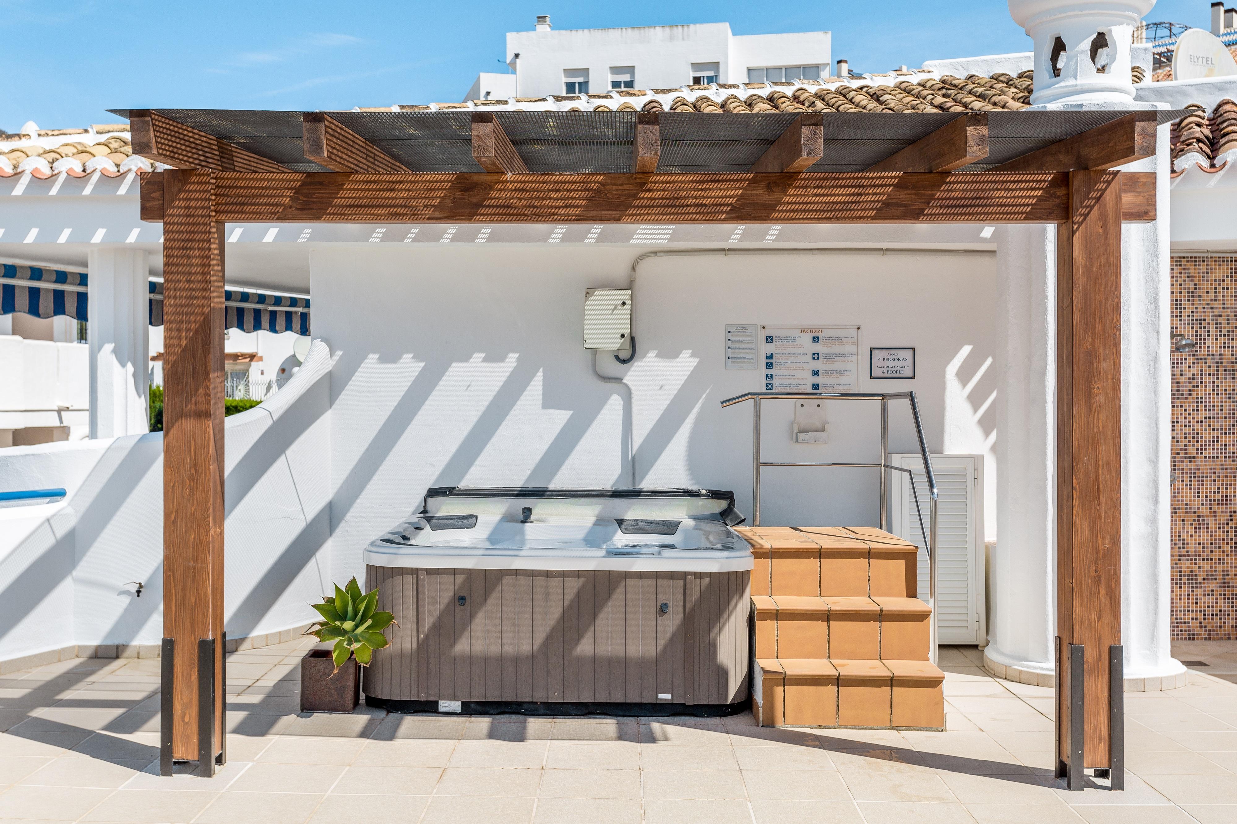 Sahara Sunset Aparthotel Benalmadena Exterior photo